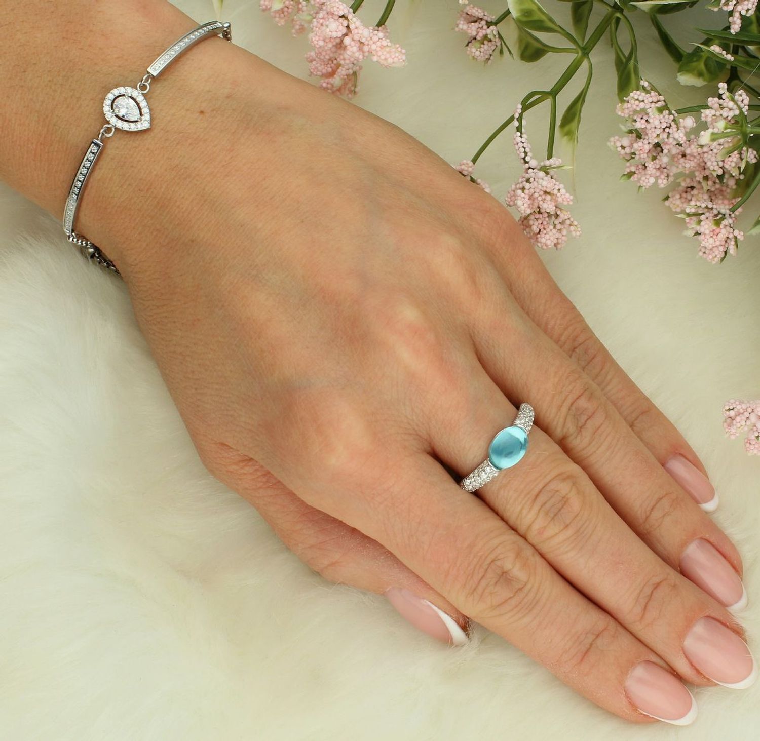 Bransoletka damska Nomination Royaldream z cyrkonią w kształcie kropli 029800 015.png